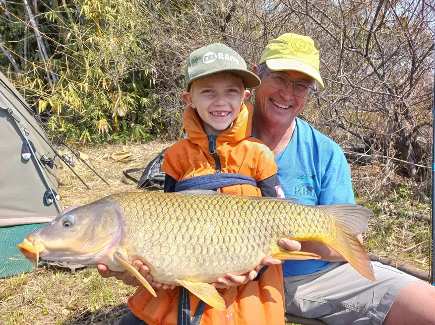 Buffelspoortdam Fishing